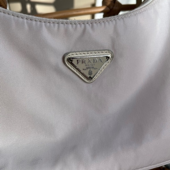 Nylon Prada Re-edition 2000 mini bag - white - used - Picture 6 of 7